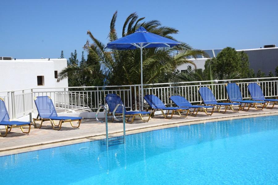 Sunshine Village (adults Only) הרסוניסוס