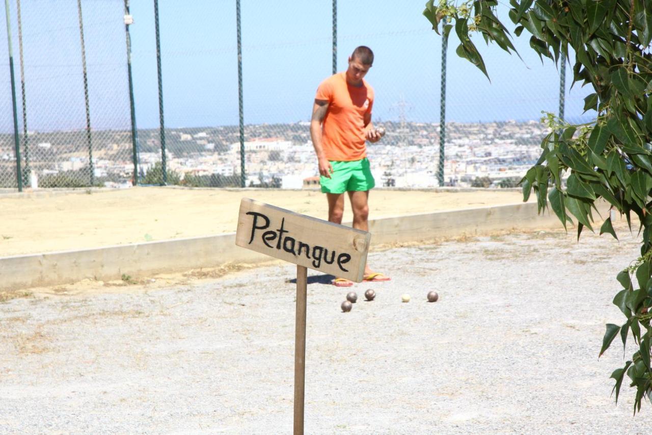 מלון Sunshine Village (adults Only)